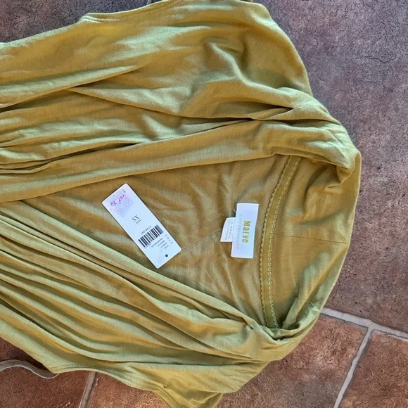 Anthropologie yellow chartreuse v neck maxi dress - new with tags - XS - Picture 2 of 2